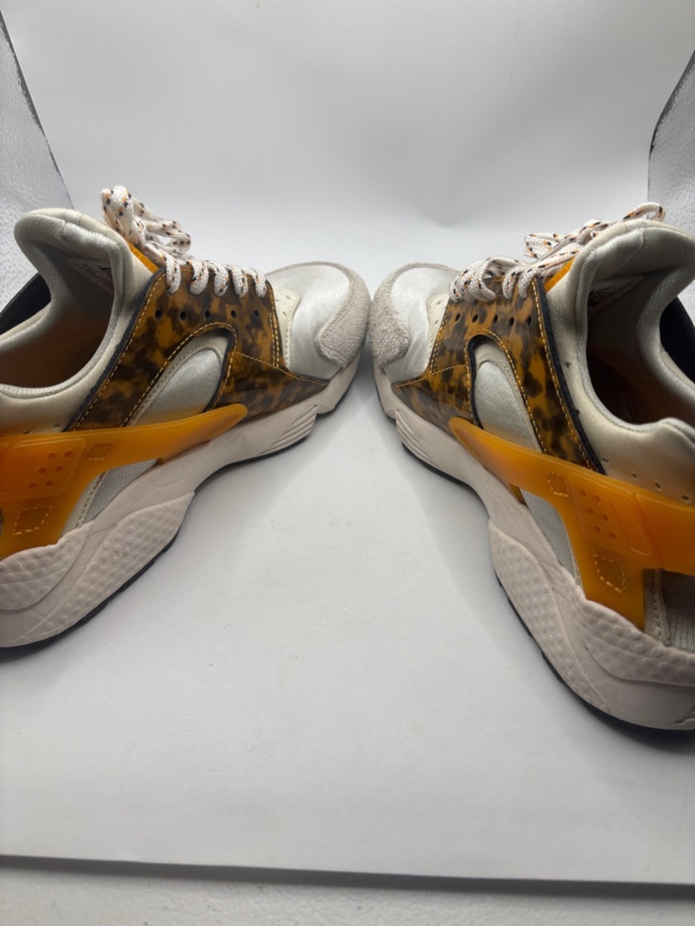 Nike Air Huarache Tortoiseshell sneakers SZ 9.5M model DQ9317-001 Suede neoprene - Picture 5 of 12